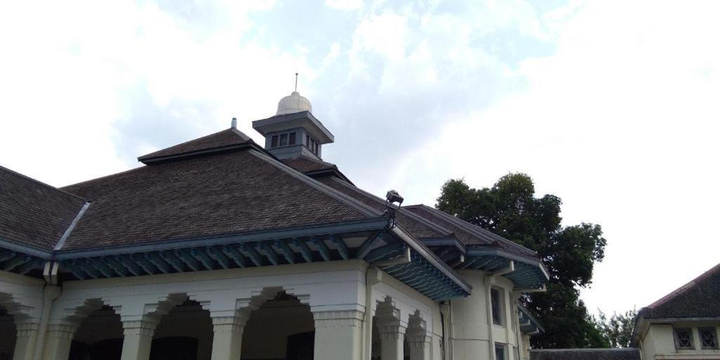 Oyo 338 Guest House Omah Manahan Syariah Solo Exteriér fotografie