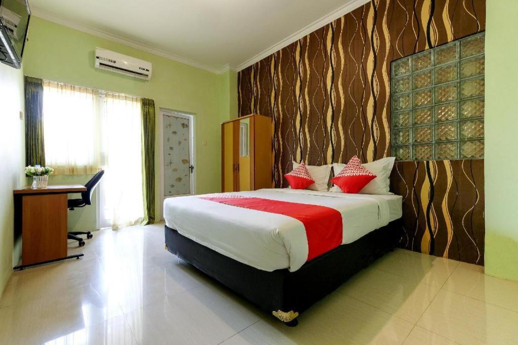Oyo 338 Guest House Omah Manahan Syariah Solo Exteriér fotografie