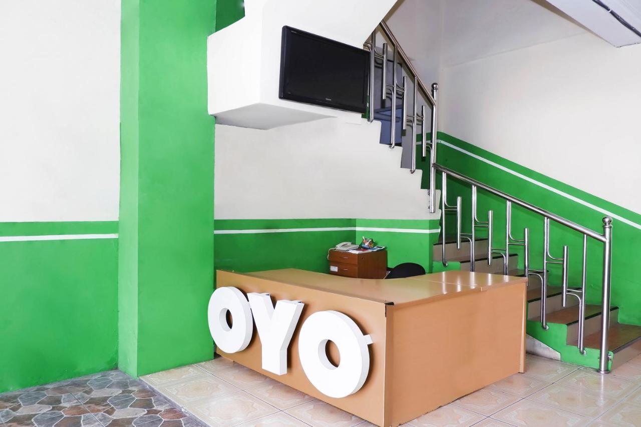Oyo 338 Guest House Omah Manahan Syariah Solo Exteriér fotografie